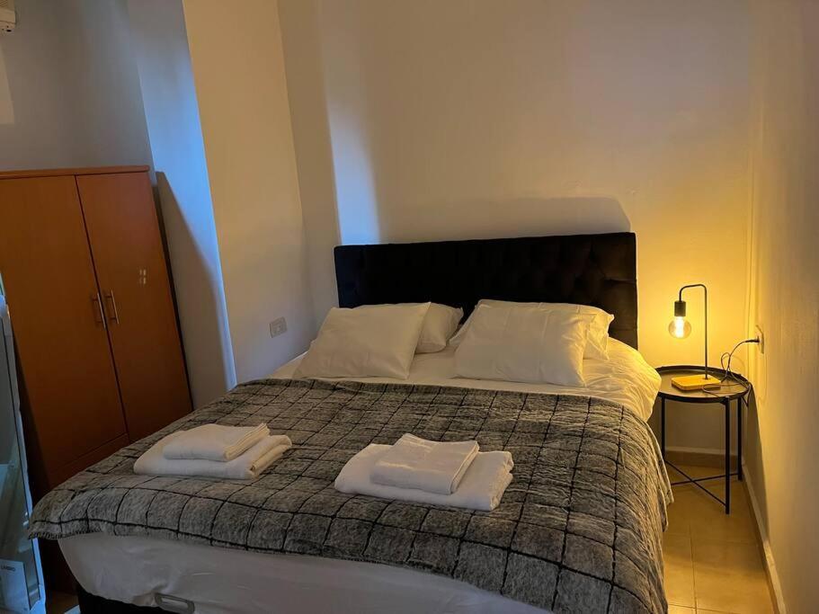 Apartamento דירת סטודיו מרווחת דקה מחוף הים Tel Aviv